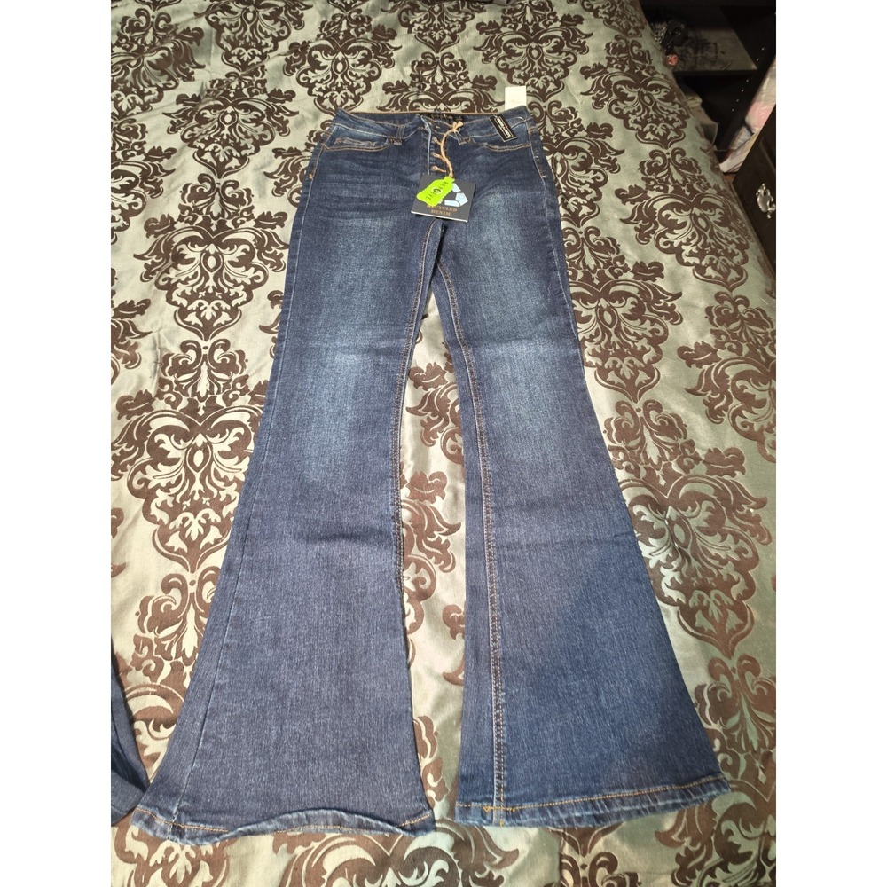 2 Pair Women's Indigo Rein Jeans 28x32 1/2 Size 9